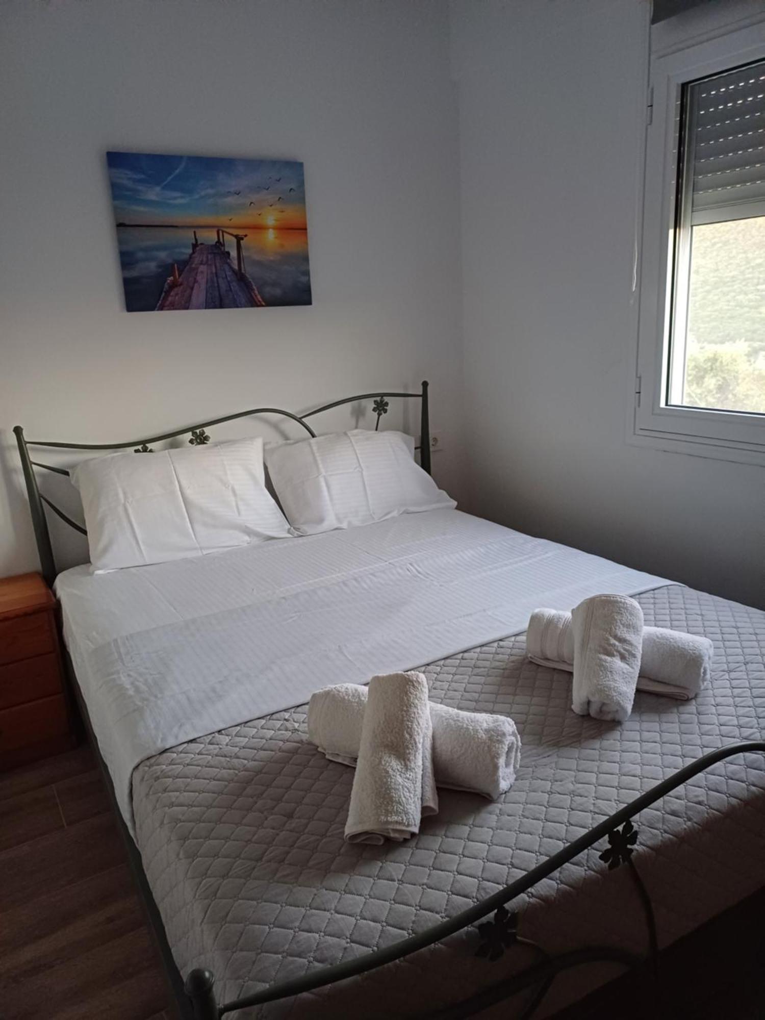 G.Tzanis Luxury Apartments Parga Extérieur photo
